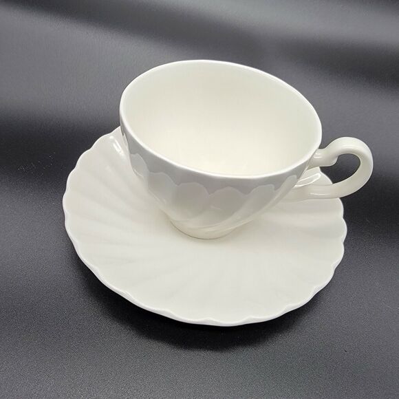 Johnson Bros. Regency Swirl White Tea Cup and Saucer Set - Picture 3 of 11